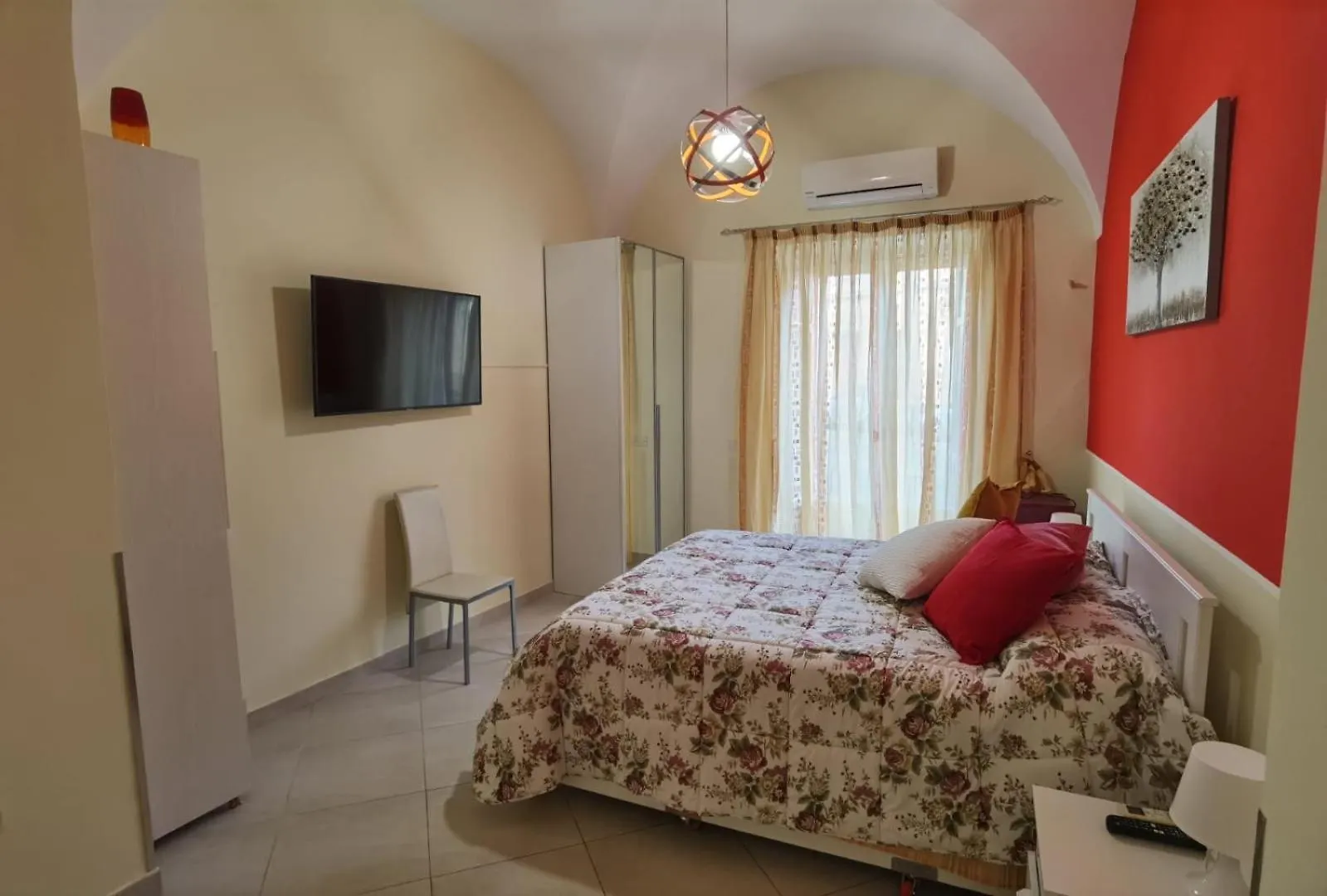 Hotel Casa San Brasi Di Mariano E Lucia Acireale Affittacamere
