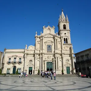 Affittacamere Al Centro Di, Acireale